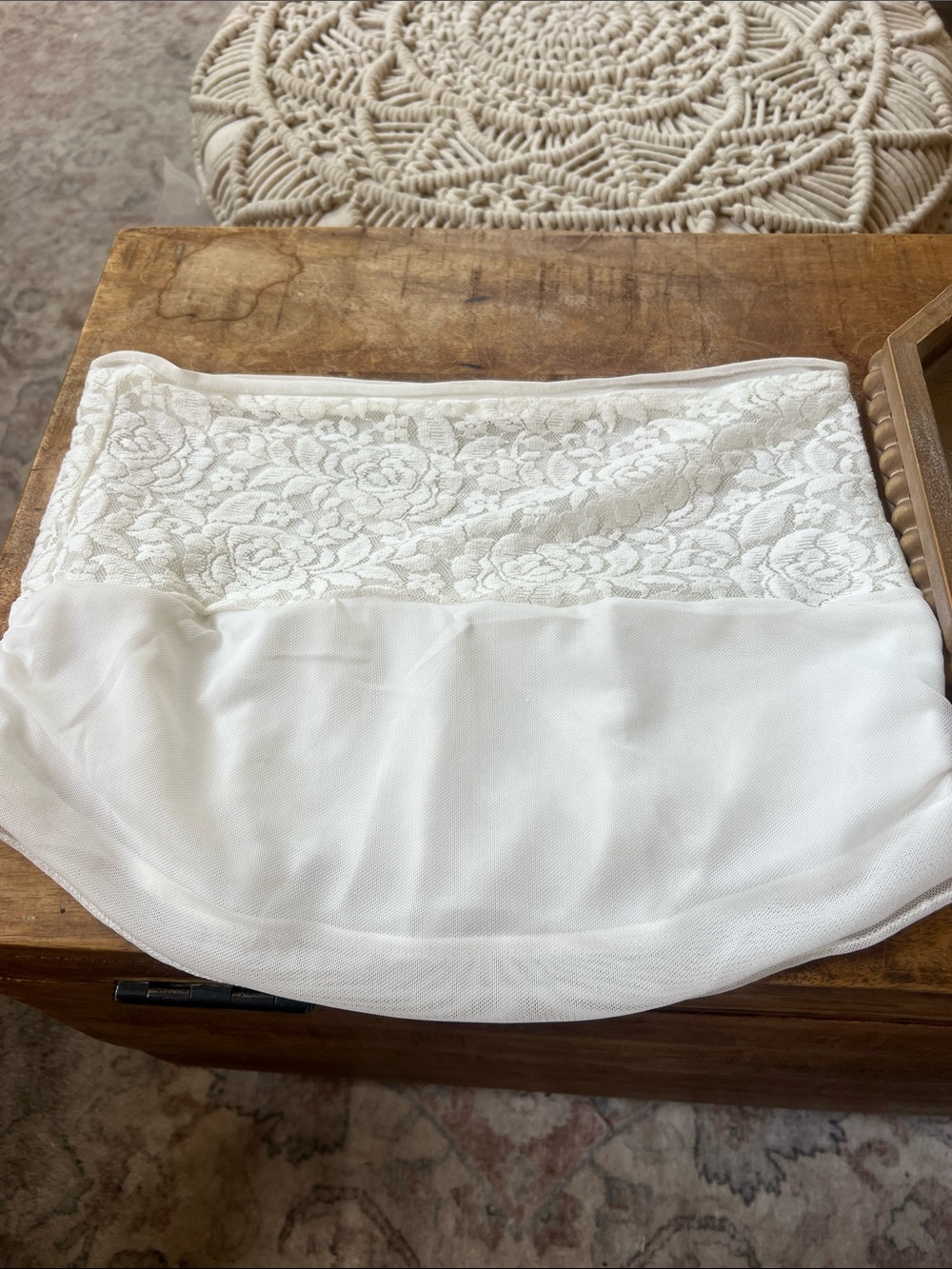 Women's Lace & Mesh strapless top